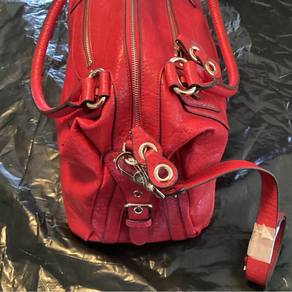 Jessica Simpson Handbag - Picture 2 of 7